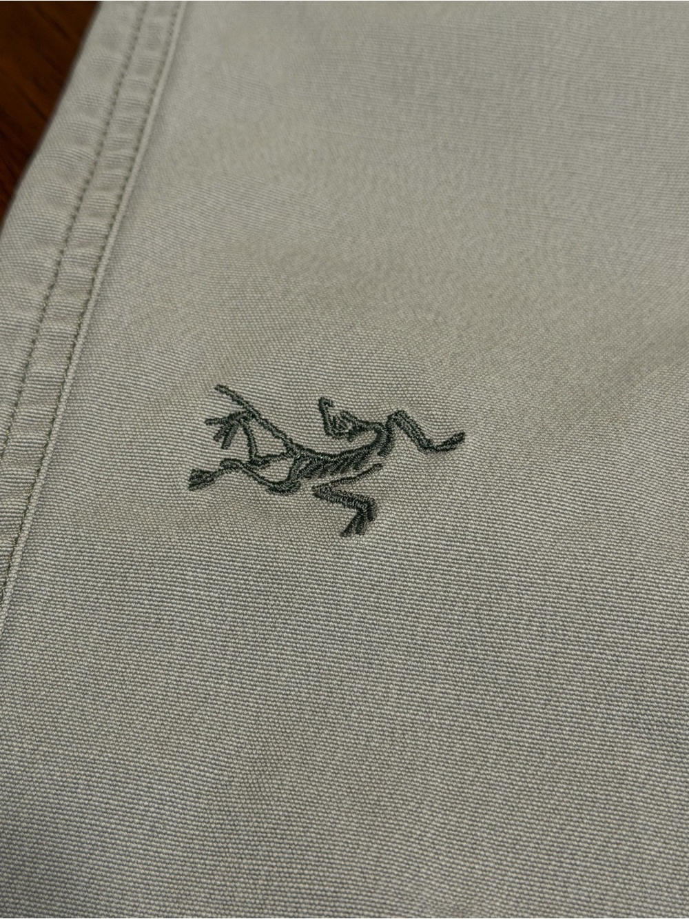 Arcteryx Vintage Stone Cargo Pants Casual Outdoor 34x29 Gray Logo Hiking Work - Picture 3 of 13